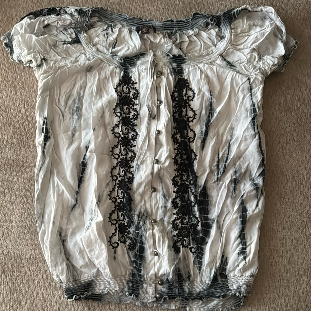 Elegant Black and White Blouse